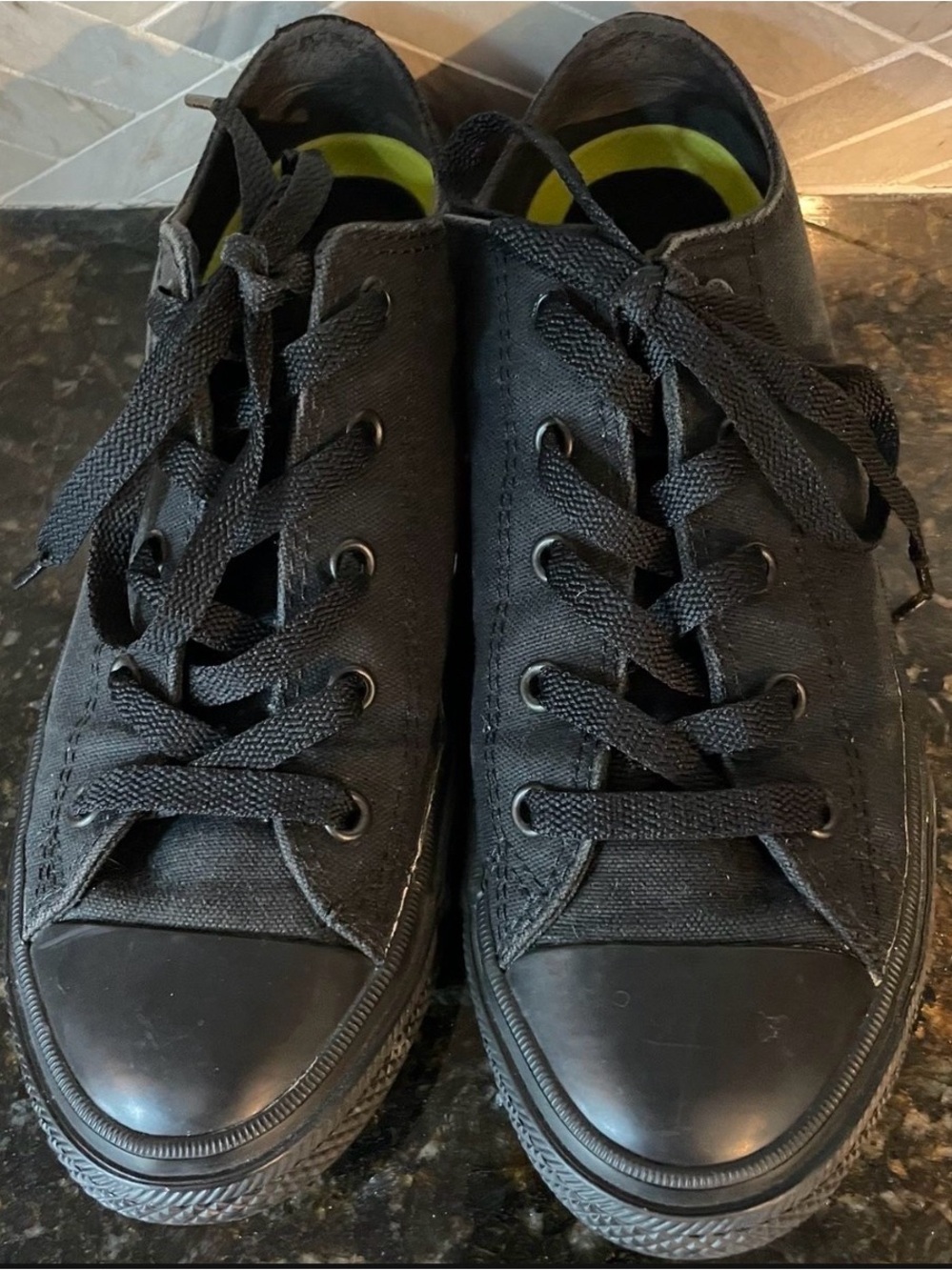 Converse Youth Size 3 Chuck Taylor All Star Sneakers Low Top Black Canvas